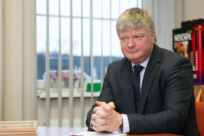 Išsisukinėja: kyla įtarimų, kad K.Navickas supainiojo viešuosius ir privačius interesus.