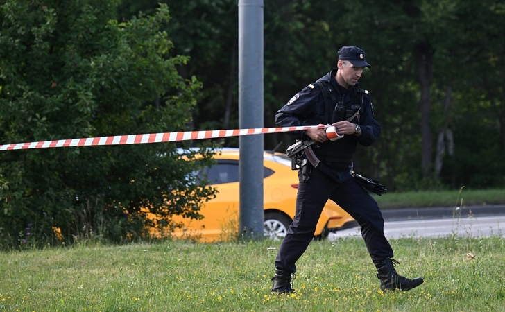 Rusijos specialiosios pajėgos nukovė šaulį, įsiveržusį į privatų namą netoli Maskvos