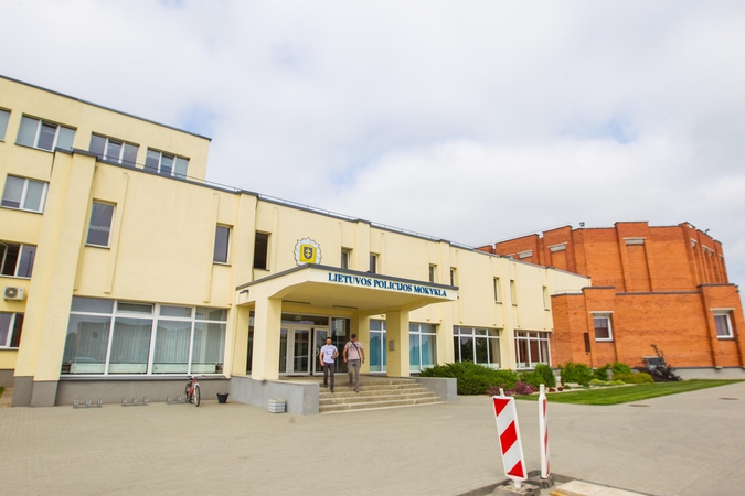 Faktas: remonto darbai Lietuvos policijos mokykloje verčia abejoti ne tik dėl kokybės, bet ir dėl proceso skaidrumo.