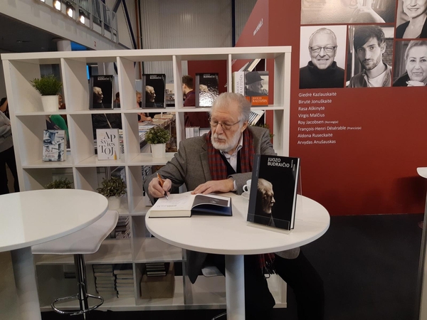 Kviečia į J. Budraičio kūrybos vakarą ir knygos pristatymą