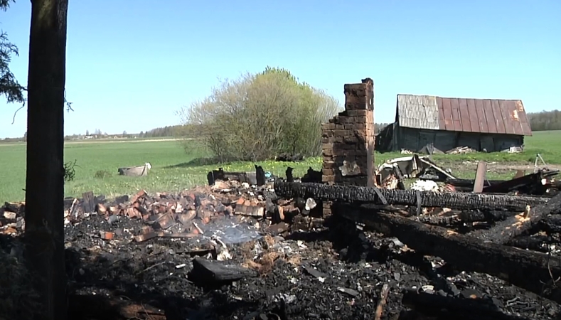 Kėdainių rajone ir Kazlų Rūdos savivaldybėje siautėja padegėjai?