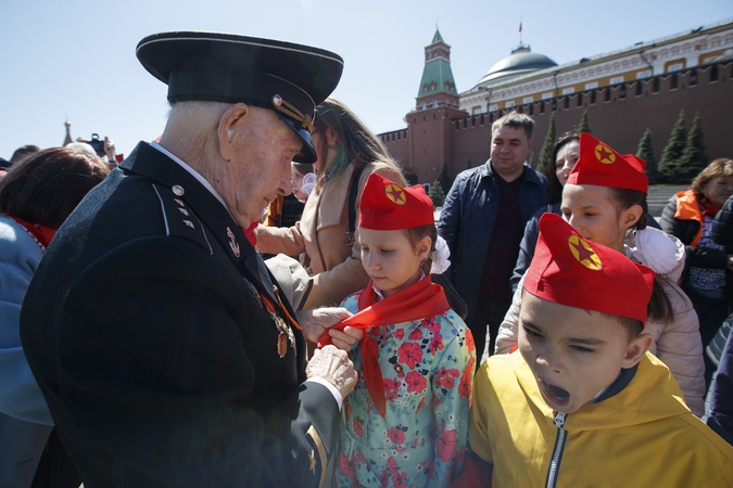 Rusijoje kuriamas vaikų ir paauglių judėjimas