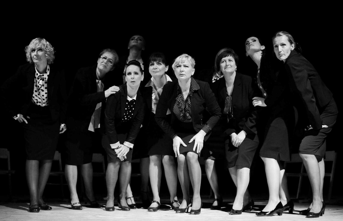 Teatrų festivalis Telšiuose kviečia pasinerti į „Atspindžius“ 