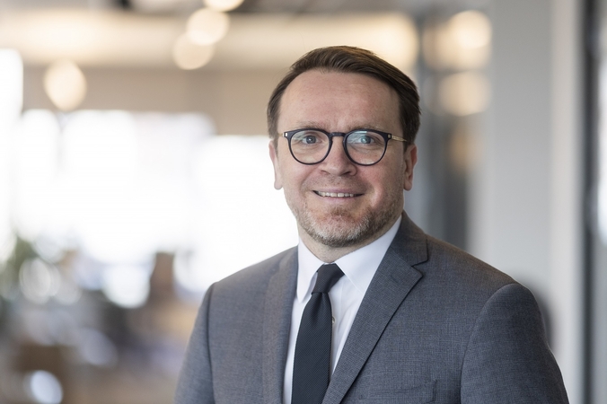 Sąlyga: EK atstovybės Lietuvoje vadovas M.Vaščega pabrėžė, kad visiškai nepriklausomi būsime tik tada, kai galėsime naudotis energijos šaltiniais, kurių nereikia importuoti.