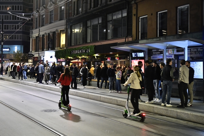 Norvegija atšaukia paskutinius suvaržymus dėl COVID-19