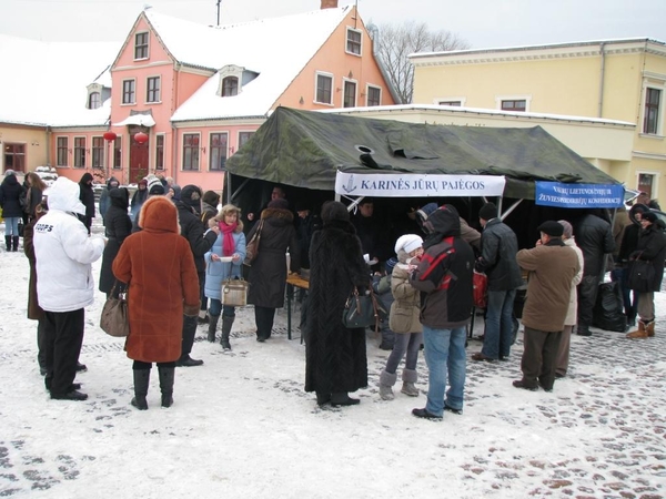 Į Teatro aikštę Klaipėdoje vilios tradicinis Kalėdinis susibūrimas