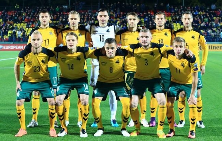 Futbolo rinktinės sudėtyje – vienas naujokas