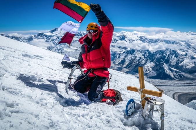 Garsus alpinistas mes iššūkį vandens pramogų mėgėjams