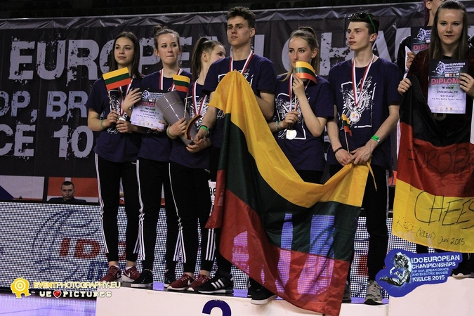 Iš Europos gatvės šokių čempionato – trys medaliai
