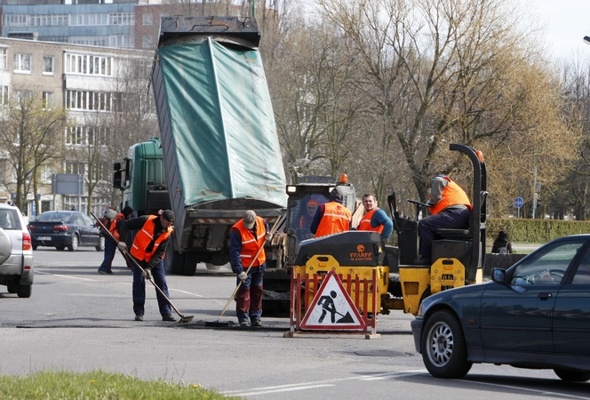 Kelininkai uostamiestyje trikdė eismą