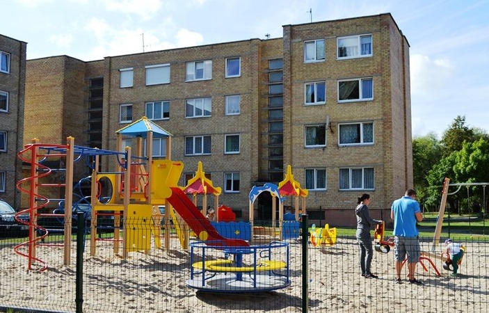 Palangiškiams – saugios vaikų žaidimų aikštelės