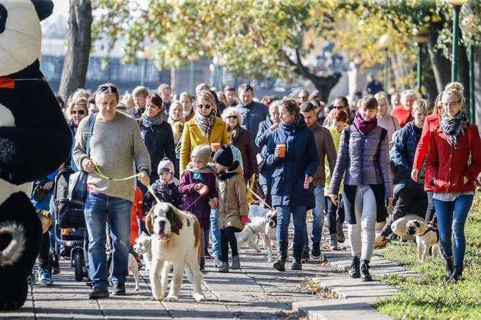 Klaipėdos centre vienuolis šventino gyvūnus ir jų šeimininkus