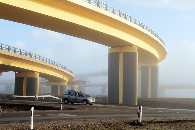 Ant Jakų žiedinės sankryžos viaduko – avarija
