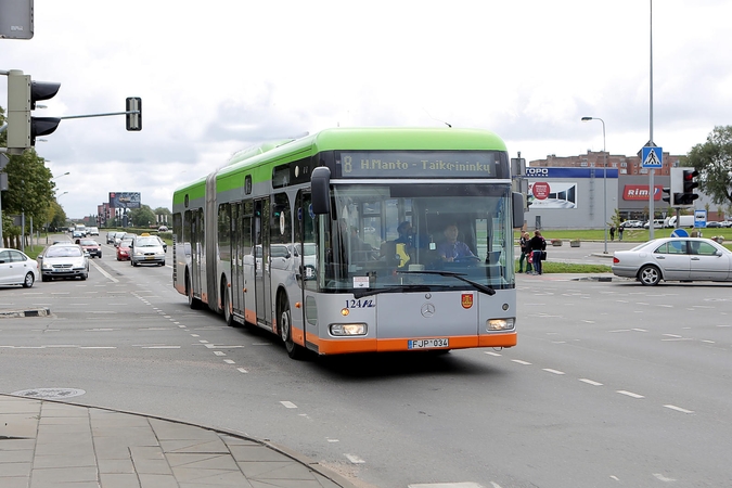Siūlymas: vėl svarstoma galimybė pradinukams suteikti didesnę nuolaidą miesto autobuso bilietui.