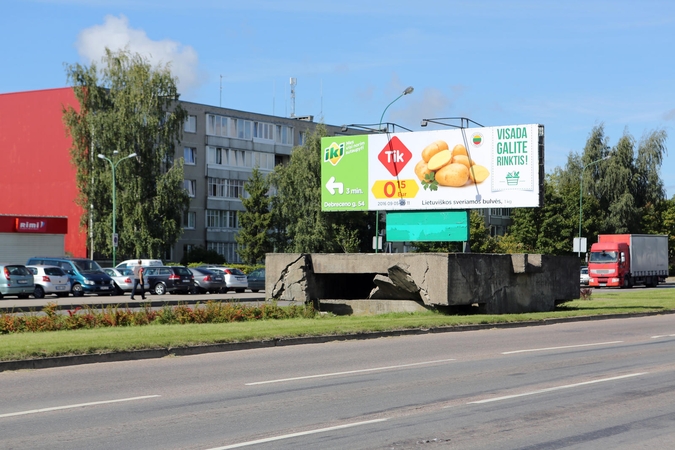 Suskeldėjusių konstrukcijų dar nejudins