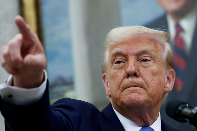 Trumpas: JAV turėtų perimti Grenlandiją dėl „taikos pasaulyje“