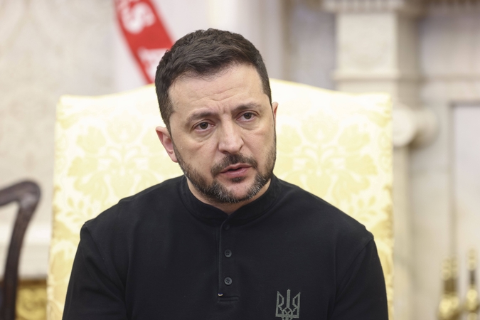 JAV respublikonai užsimena, kad Zelenskiui gali tekti atsistatydinti