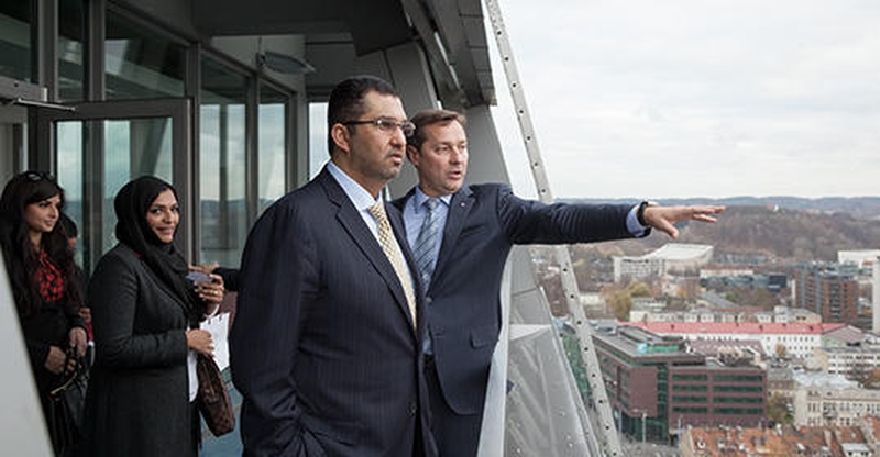 Su Vilniaus meru susitikęs JAE ministras domėjosi Vilniaus investiciniais projektais