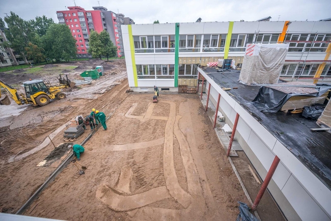Atgimsta bjauriuoju ančiuku pramintas vaikų darželis