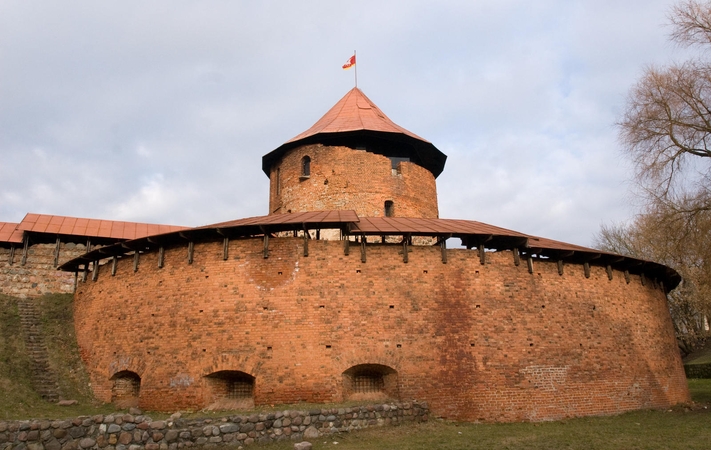 Kauno pilyje atidaroma J. Kunicko portretų paroda "Kaunietis"