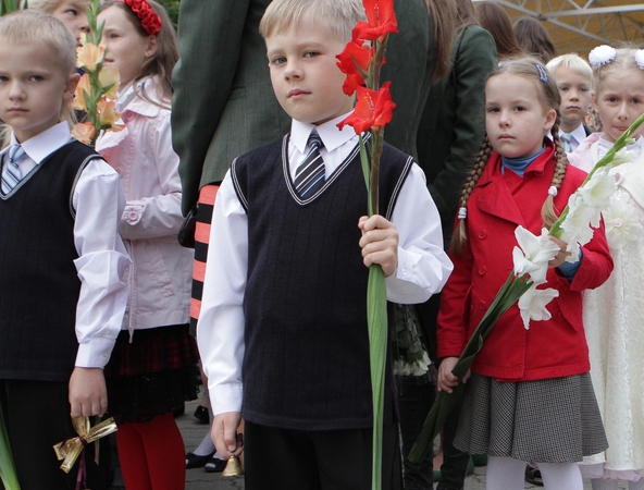 Pusė laisvos darbo dienos – mažuosius palydint į mokyklą