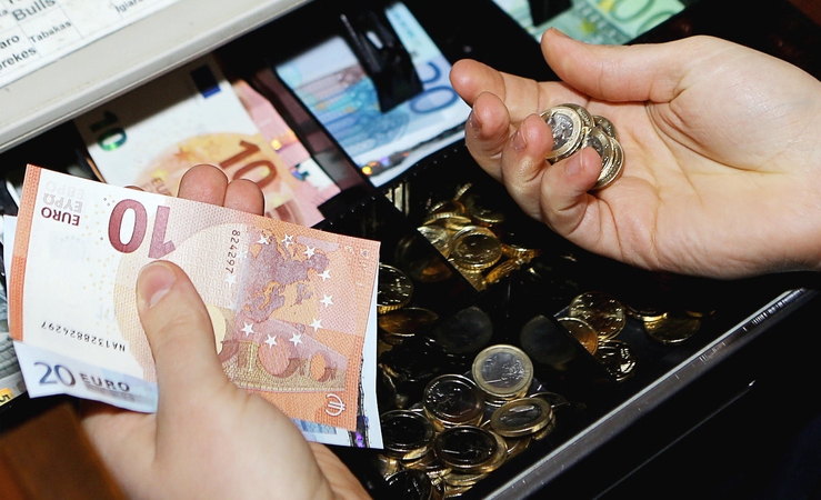 Ekonomikos apžvalga: iš rytų atslenkanti audra kliudys ir Lietuvą