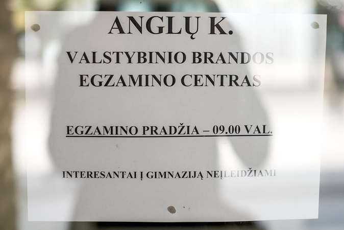 Paskelbti egzaminų rezultatai: Kauno abiturientams lietuvių kalba sunkesnė nei anglų