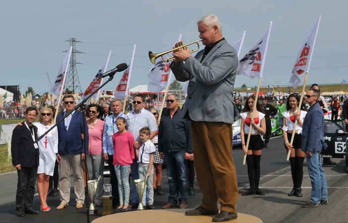 Palangoje prasidėjo 1000 km lenktynės