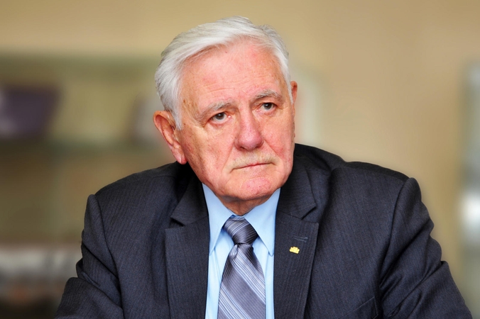 V. Adamkus