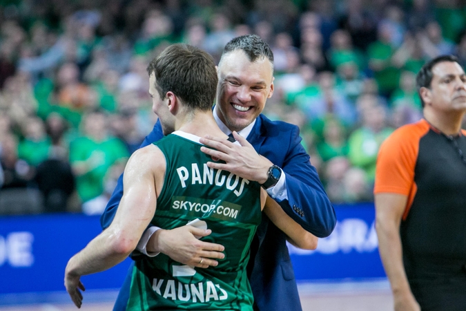 Po įspūdingos "Žalgirio" pergalės – Š. Jasikevičiaus ašaros (vaizdo įrašas)