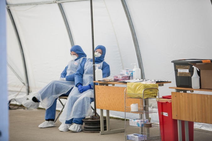 Į Lietuvą atvyko dar 4,5 tūkst. reagentų koronaviruso tyrimams