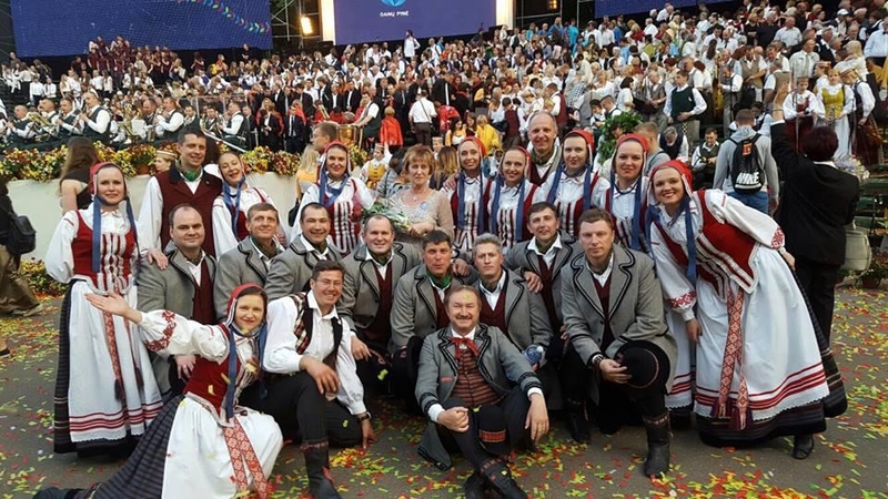 80-metį "Suktinis" švęs šokio sūkuryje