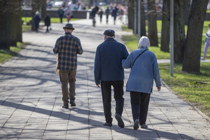 Tarnyba: pagyvenusių žmonių skaitmeninė atskirtis – visose jų gyvenimo srityse
