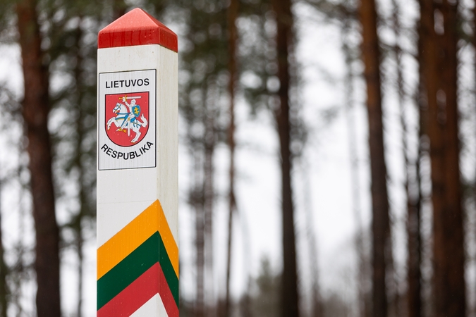Pasieniečių atstovas: Lietuvos siena jau kurį laiką saugoma sustiprintu režimu