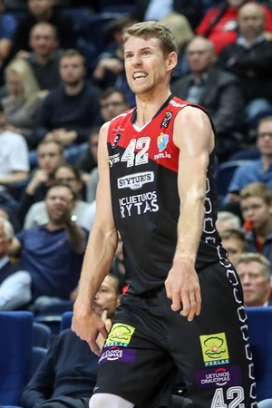 Travisas Petersonas