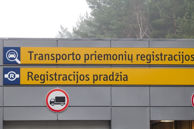 Paremti Ukrainai perduodamus automobilius „Regitra“ registruos nemokamai