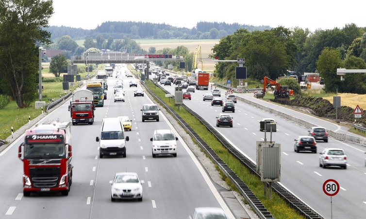 Vokietija svarsto privatizuoti automagistrales