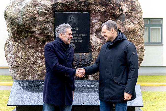 Su Nyderlandų kolega susitikęs Paluckas vylėsi, kad NATO sutars dėl 3 proc. BVP gynybai