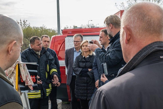Ministrė pripažino, kad gesinant Alytaus gaisrą būta klaidų