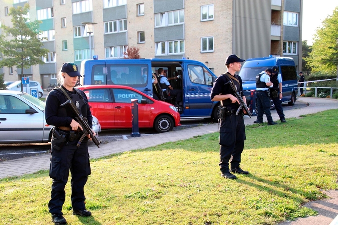 Susišaudymai Kopenhagoje: sužeisti policininkai, praeivis ir įtariamasis