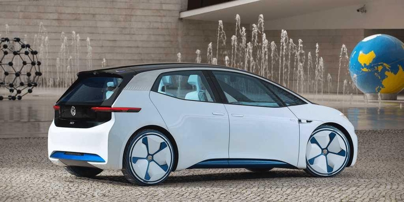 Lietuviai išgraibstė "Volkswagen" elektromobilių rezervacijas