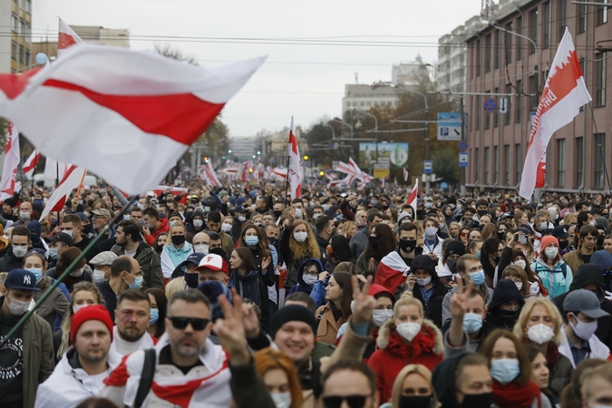 Ministerija: Baltarusijos jaunimas sulauks paramos ne tik bakalauro, bet ir magistro studijoms