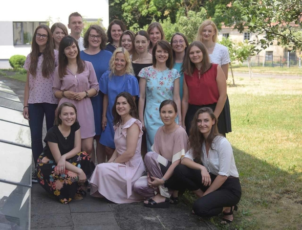 Į mokyklą grįžta ir iš verslo, ir iš universiteto auditorijų