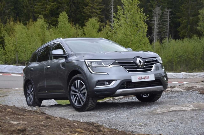 "Renault" iššūkis pripažintiems SUV