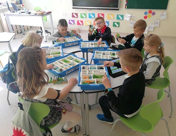 Patarimai, kaip pirmokų tėvams pasirinkti mokyklą