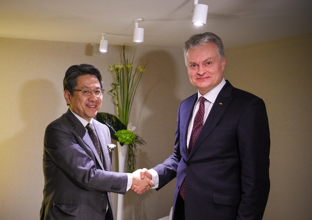 Tadašis Maeda (kairėje) ir Gitanas Nausėda