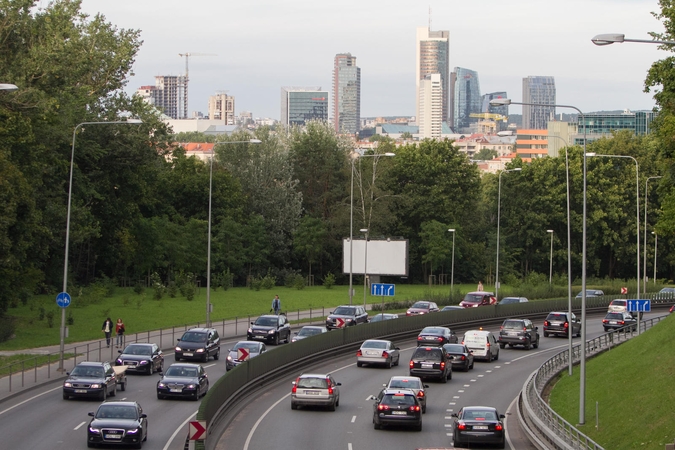 V. Andriukaitis: Lietuva rizikuoja tapti antrarūšių automobilių rinka