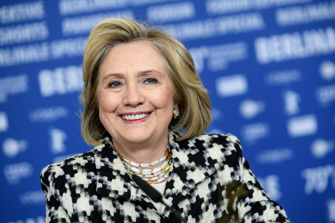 H. Clinton: tiek negyvensiu, kad sulaukčiau tikros lyčių lygybės
