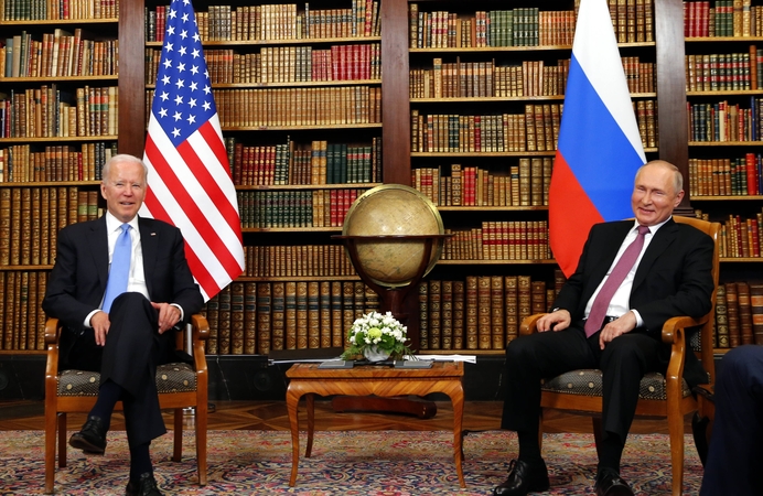 Joe Bidenas ir Vladimiras Putinas