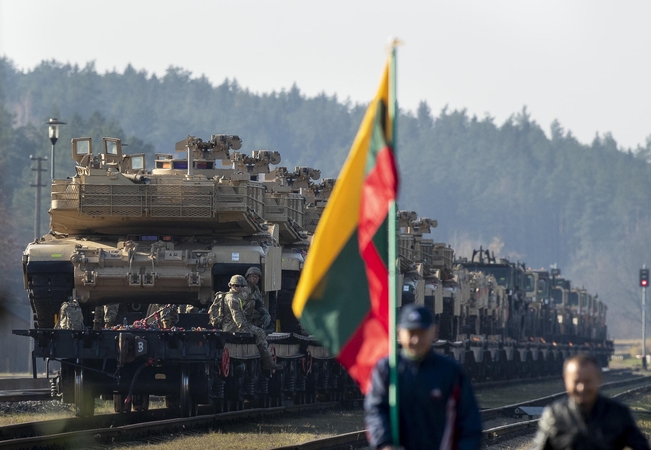 Minskas: JAV tankų dislokavimas Lietuvoje didina karinę grėsmę Baltarusijai